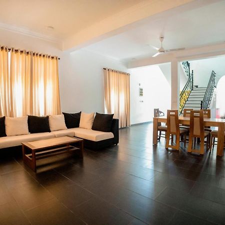 Lankahuts Villa Negombo Dış mekan fotoğraf