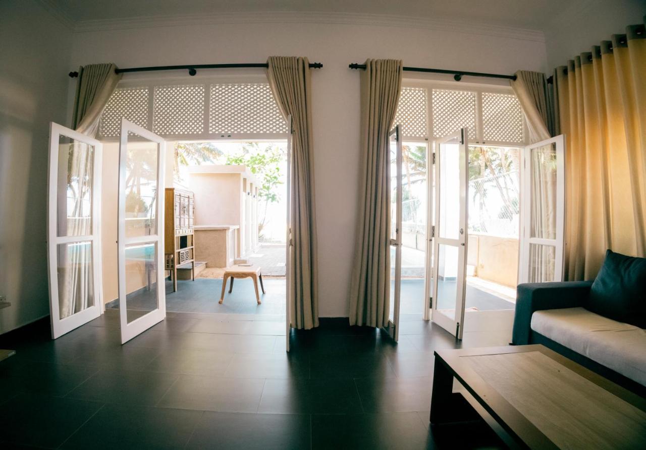 Lankahuts Villa Negombo Dış mekan fotoğraf